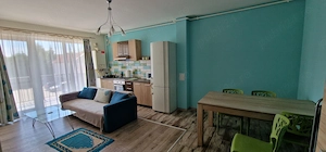 vând apartament 2 camere