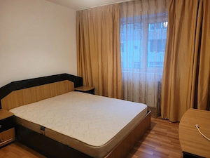 Ofer spre închiriere apartament 2 camere decomandat - imagine 2