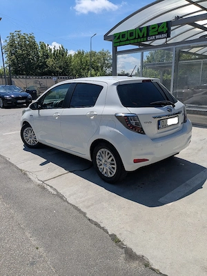Toyota Yaris Hybrid 2013 - imagine 3