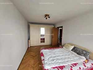 Ocazie Apartament 3 camere, decomandat, etajul 5 din 10, Șagului colț cu Rebreanu - imagine 14