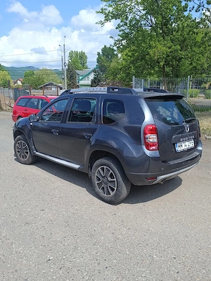 Dacia Duster Gri - imagine 2