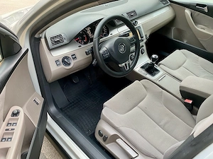 Volkswagen Passat 2.0 TDI 140 Cp Euro 5 - imagine 4