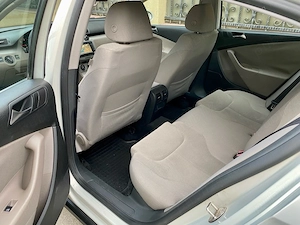 Volkswagen Passat 2.0 TDI 140 Cp Euro 5 - imagine 7
