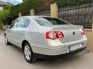 Volkswagen Passat 2.0 TDI 140 Cp Euro 5 - imagine 8