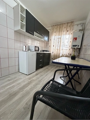 regim hotelier apartament lux  - imagine 5
