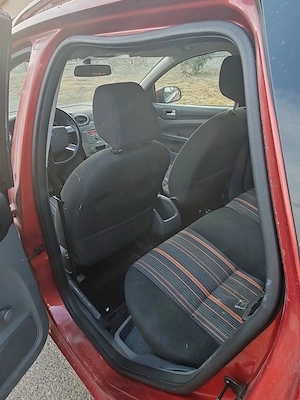 Ford focus 1,6TD - imagine 8