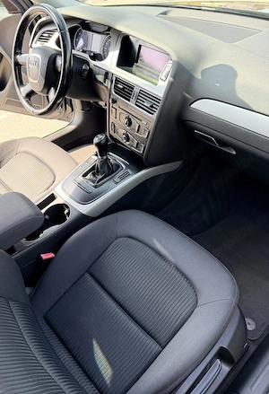 Audi A4 2010,2.0 diesel,143 cp,Euro 5 recent adus! - imagine 8