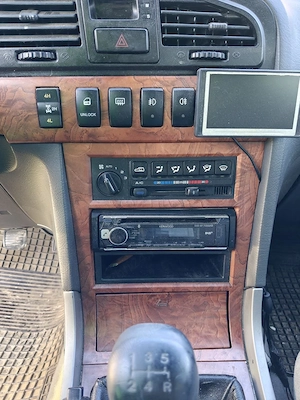 Ssangyong Musso pick up, 4x4, anul 2005, 291000 km. - imagine 7