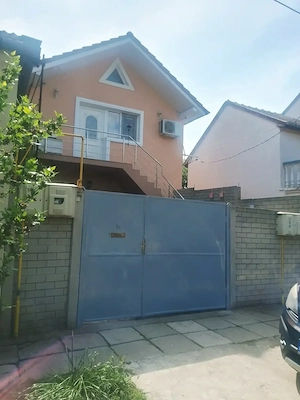 Casă de vânzare 