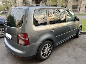 Vand VW Touran 2007 1,9 TDI - imagine 9