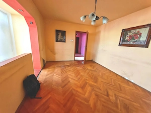 Vând apartament cu 4 camere, decomandat, etajul 3,zona Bld. Cetății  - imagine 16