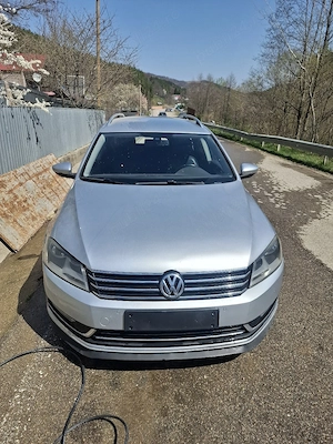 dezmembrez passat b7 - imagine 4