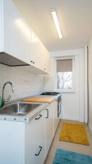 Apartament 2 camere semidecomandat, parter, Titulescu - imagine 2