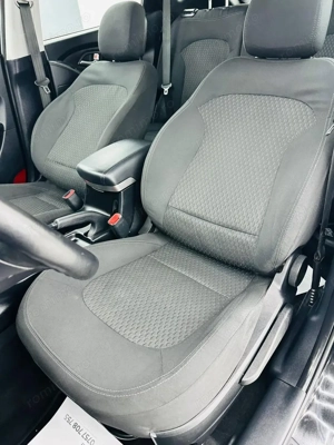 HYUNDAI IX35 - imagine 19