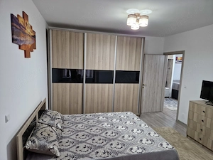 Închiriez apartament 2cam în Cartierul Solar,Berceni, B-dul Metalurgiei nr132, et2,bloc B4a - imagine 5