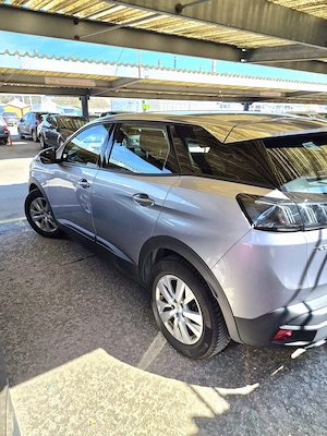 Peugeout 3008 1.5 HDI fab 2022 full fara piele masina arara si merge impecabil inmatriculata recent - imagine 5