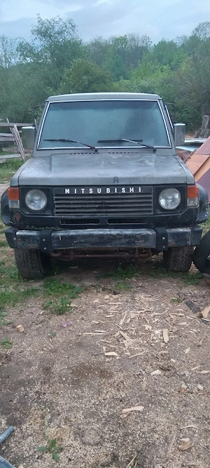 vând mitsubishi 4x4 pajero 1 - imagine 3