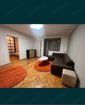 Proprietar Inchiriez 2 camere Central - imagine 3
