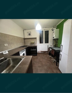 Proprietar Inchiriez 2 camere Central - imagine 2