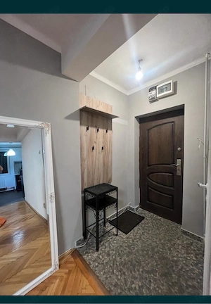 Proprietar Inchiriez 2 camere Central - imagine 5