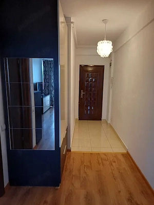 Proprietar Inchiriez apartament 2 camere la 50m de metrou Aparatorii Patriei - imagine 2