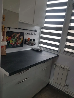 Apartament 2 camere, decomandat, mobilat & utilat complet, Orizont, str. Năvodari - imagine 4