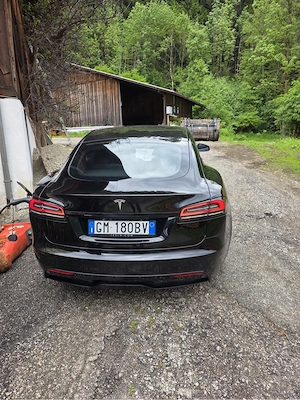 Tesla S Plaid - imagine 5