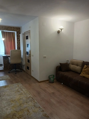 inchiriez garsoniera Dristor, 2 min metrou, bloc apartamente  - imagine 8