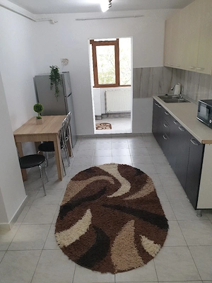 Închiriez apartament cu 2 camere - imagine 8