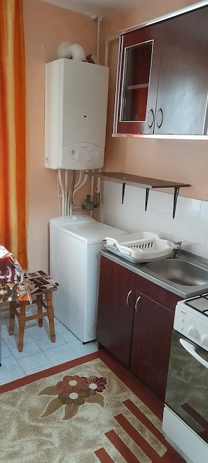 Inchiriez apartament 2 camere