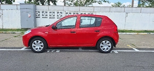 Sandero an 2008 cu doar 72000 km unic proprietar  - imagine 2
