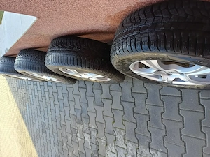 Jante aliaj pe 16 cu anvelope iarna Ford,Peugeot ,Volvo - imagine 2
