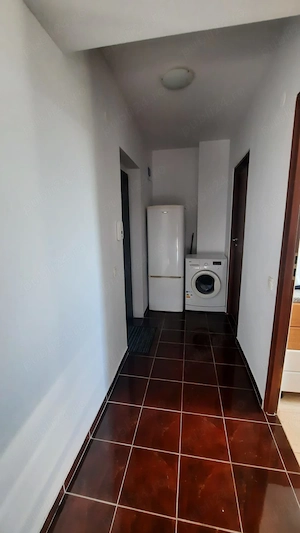 Proprietar vand garsoniera conf 1zona Turnisor 59500 euro - imagine 2