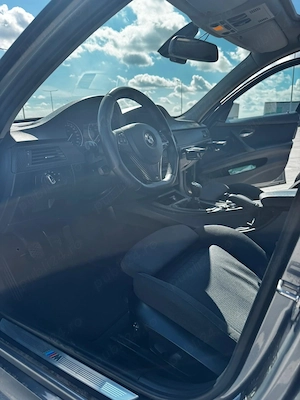 BMW Seria 3 E90 318i - imagine 6