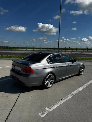 BMW Seria 3 E90 318i - imagine 4