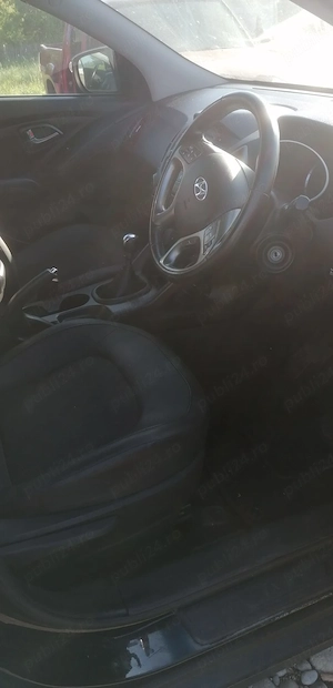 Dezmembrez Hyundai IX35 2.0CRDI 4x4 2015 - imagine 6