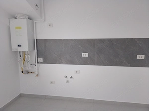 Vând apartament 2 camere  - imagine 4