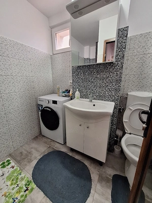 Închiriez apartament,  3 camere! - imagine 8