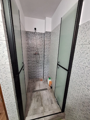 Închiriez apartament,  3 camere! - imagine 9