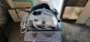 Circular Makita 5705R - 1400W
