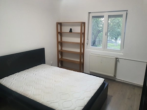 Dau in chirie apt. 2 camere proaspat renovat