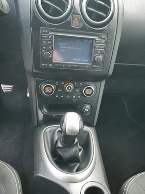 Nissan Qashqai 1,6 benzină  - imagine 4