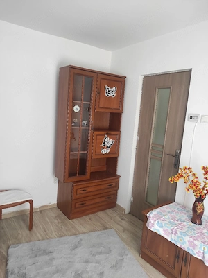 garsoniera etj2 zona Dacia