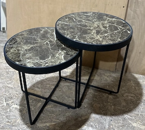 Set 2 Masuta cu cadru metalic si blat de sticla cu efect de marmura; Masa de cafea