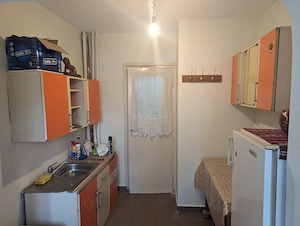Proprietar vand garsoniera parter Crihala 
