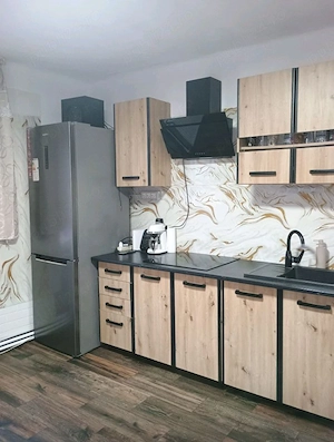 Casă de vânzare în zonă bună, cu interior renovat in anul 2025