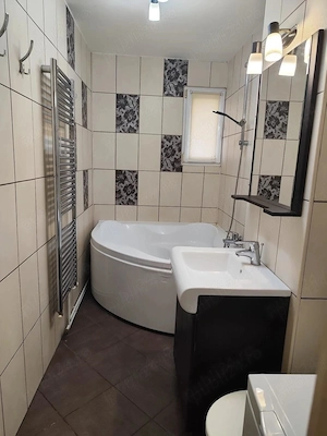 Apartament de 3 camere Astra, str Uranus, - imagine 2