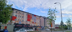 vand garsoniera zona carolina Mall