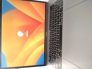 MacBook Pro - i7 2.8GHz   16Gb   256Gb