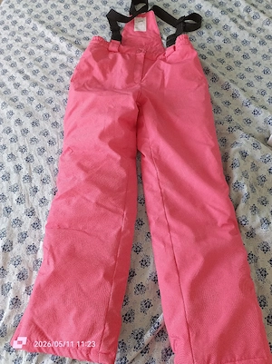 Pantaloni ski si drumetii montane dama